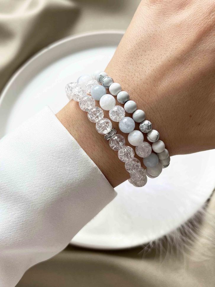 Набор браслетов из камня аквамарина/хрусталя/кахолонга (4619)