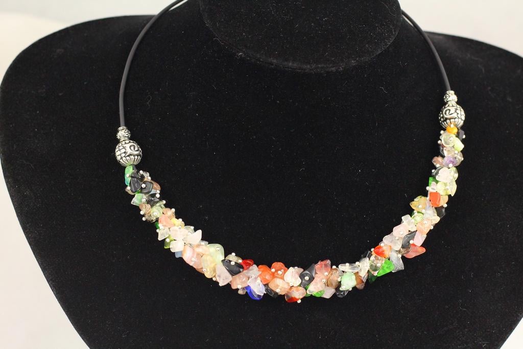 Намисто з натуральних каменів мульті з пінами по бокам 49 см Сріблястий (33852910)