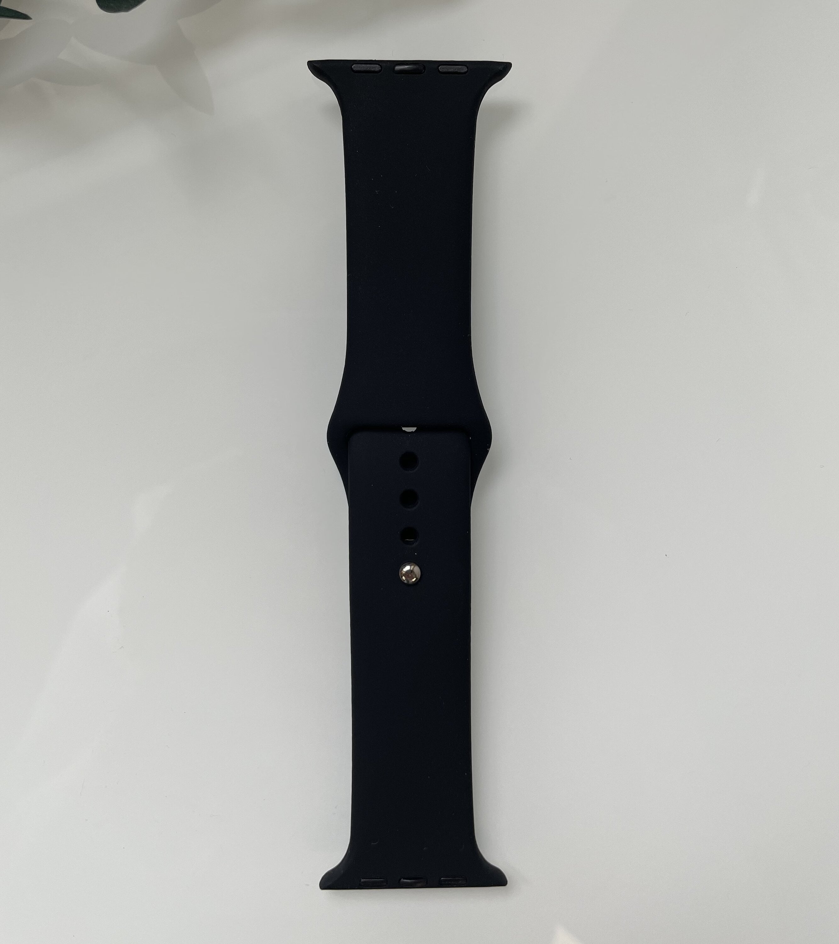 Ремешок для смарт-часов силиконовый Apple Watch 42/44 мм Черный (RW001)