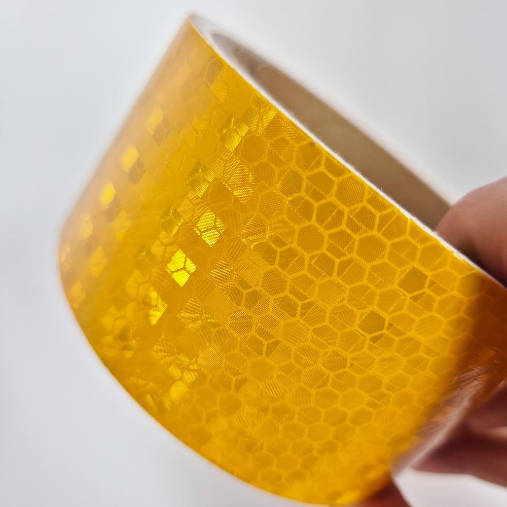 Светоотражающая лента клейкая HF Lattice 5 с м х 5 м Желтый (544062250) - фото 3 Светоотражающая лента клейкая HF Lattice 5 с м х 5 м Желтый (544062250) - фото 3