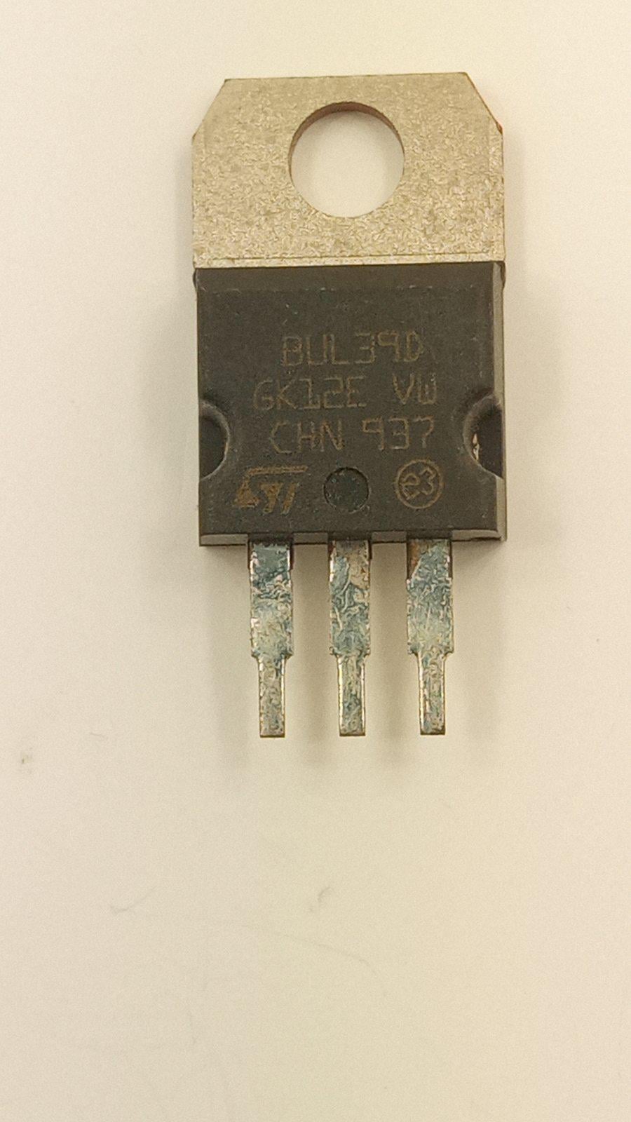 Транзистор BUL39D npn+D 850V 4A 70W TO-220 (13407)