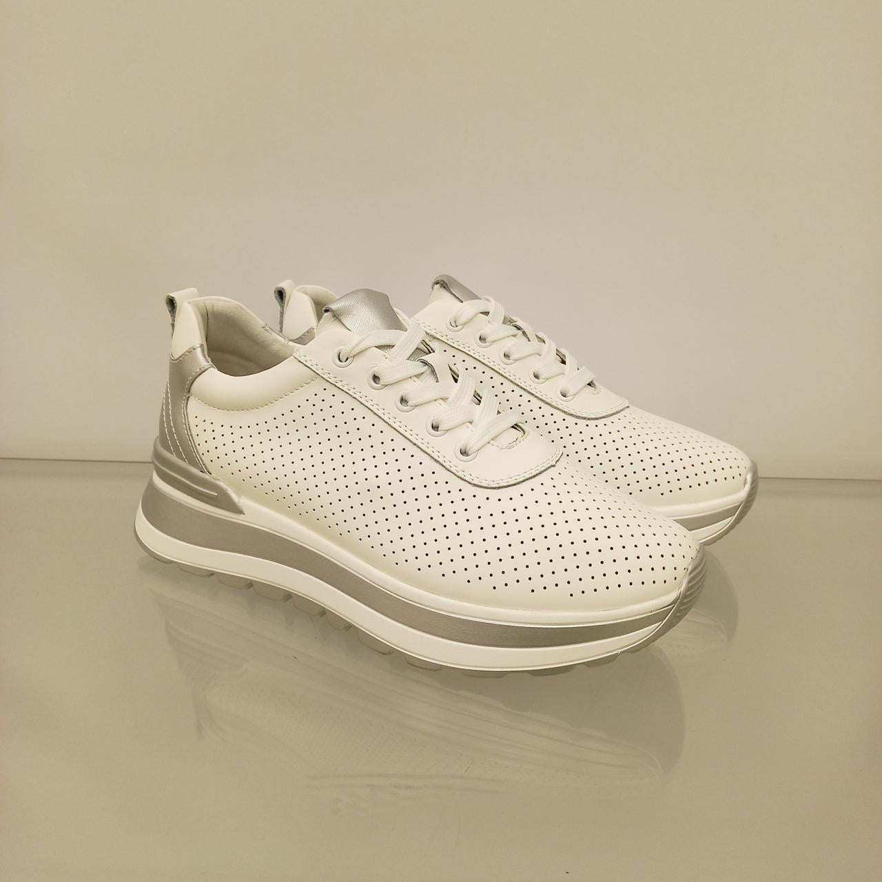 Кроссовки женские кожаные классические в дырочку на платформе р. 36 Белый (33384683)