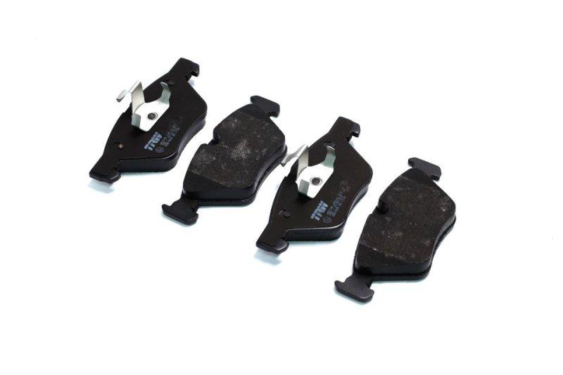 Колодки тормозные дисковые BMW 5 передние (GDB1559 TRW Engine Components)