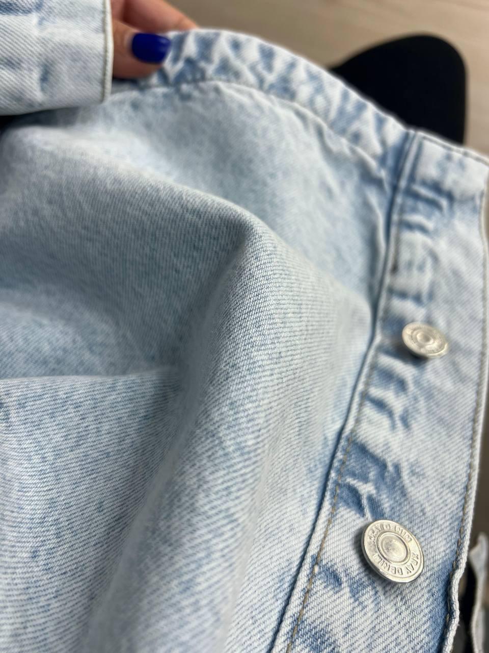 Сорочка жіноча XRAY 2038 джинсова оверсайз M Блакитний - фото 5 Сорочка жіноча XRAY 2038 джинсова оверсайз M Блакитний - фото 5