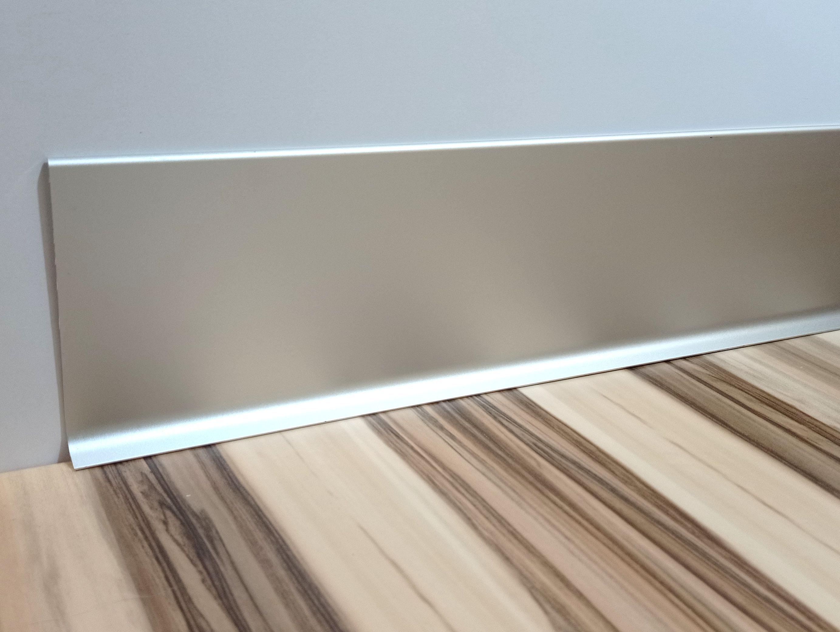 Плинтус Профіль Центр Best Deal 3/40 анод накладной алюминиевый плоский 2,5 м Серебристый (5БД340251) - фото 4 Плинтус Профіль Центр Best Deal 3/40 анод накладной алюминиевый плоский 2,5 м Серебристый (5БД340251) - фото 4