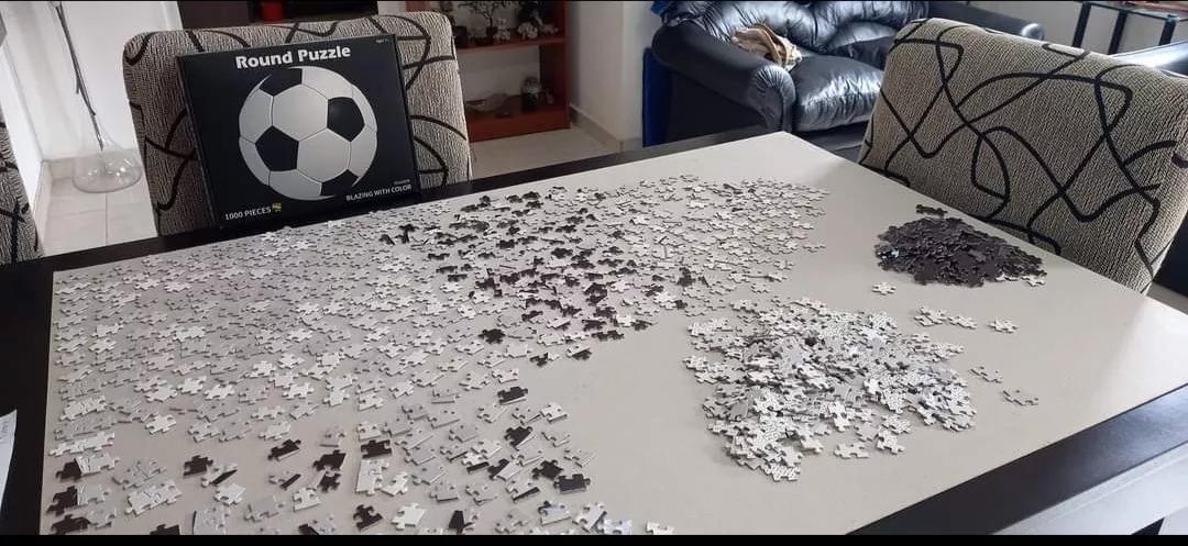 Пазли круглі Футбольний м'яч 1000 ел. d 65 см (135) - фото 5 Пазли круглі Футбольний м'яч 1000 ел. d 65 см (135) - фото 5