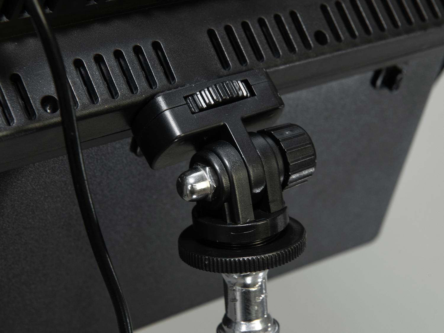 Прожектор для видеосъемки с пультом направленный свет 42 Вт (SL-LED-800) - фото 4 Прожектор для видеосъемки с пультом направленный свет 42 Вт (SL-LED-800) - фото 4