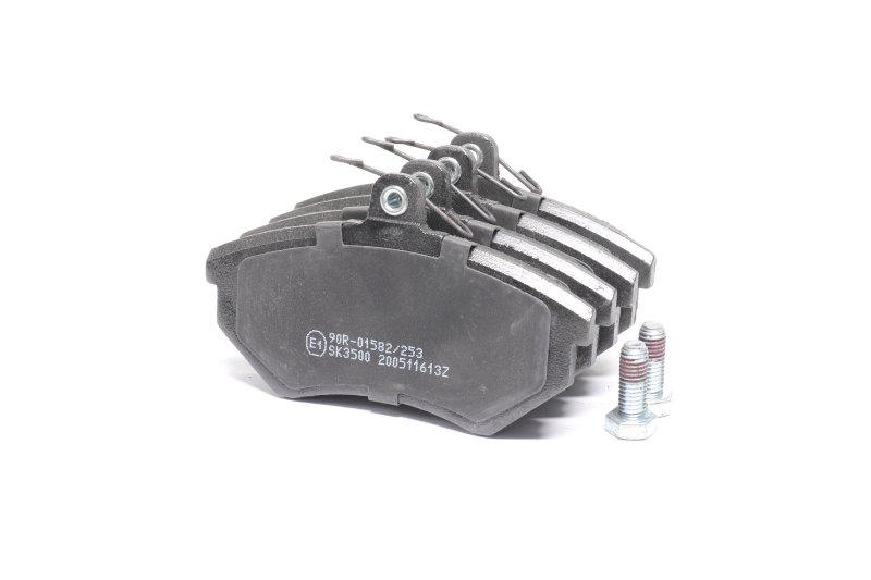 Тормозные колодки дисковые передние Seat Cordoba 6k2/c2 ibiza 2 6k1 Volkswagen Golf 2 LPR 05P613 (05P613 LPR)