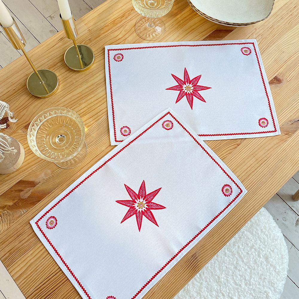 Салфетка тканевая сервировочная Presentville под тарелку Рождественское настроение 40х27 см 2 шт. (SRVS_R_26NY016)