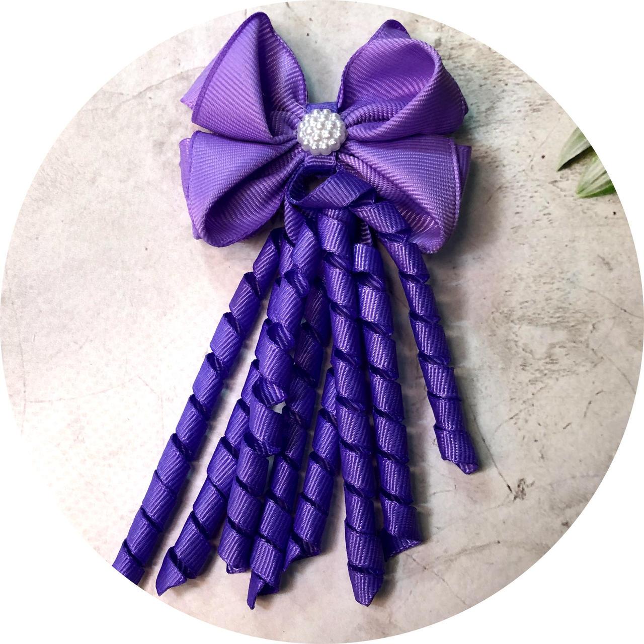 Бантик для волос детский на резинке 6х8 см Фиолетовый (10691) Бантик для волос детский на резинке 6х8 см Фиолетовый (10691)