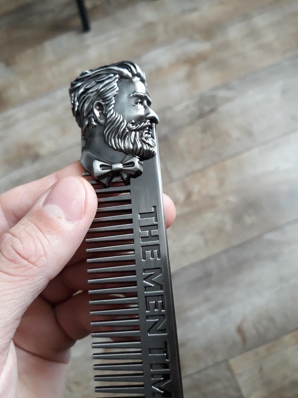 Гребінець-гребінь металевий для чоловіків Barber THE MEN TIMES (1533699199) - фото 3 Гребінець-гребінь металевий для чоловіків Barber THE MEN TIMES (1533699199) - фото 3