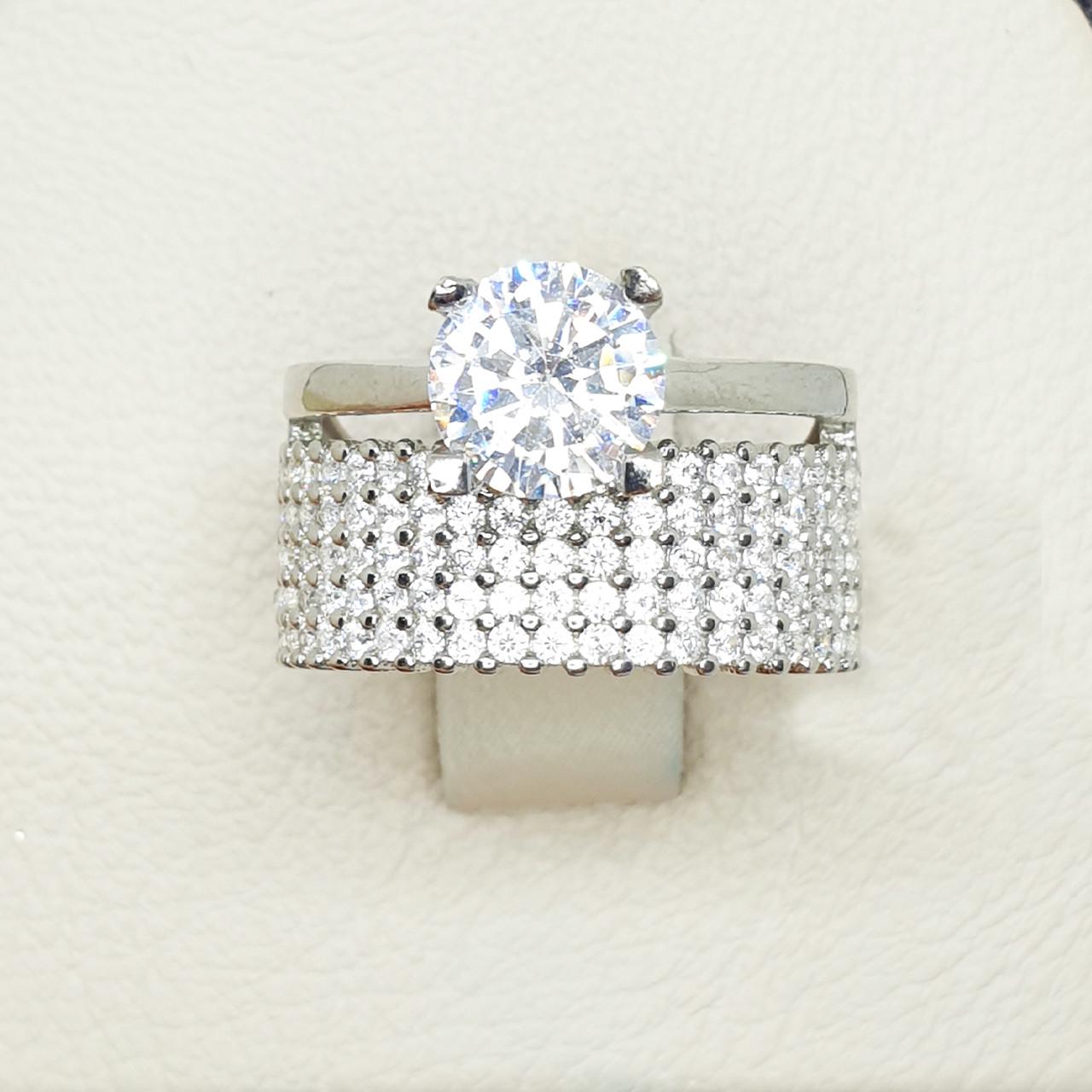 Кольцо серебряное с кубическим цирконием р. 18 5,11 г (1584707586)