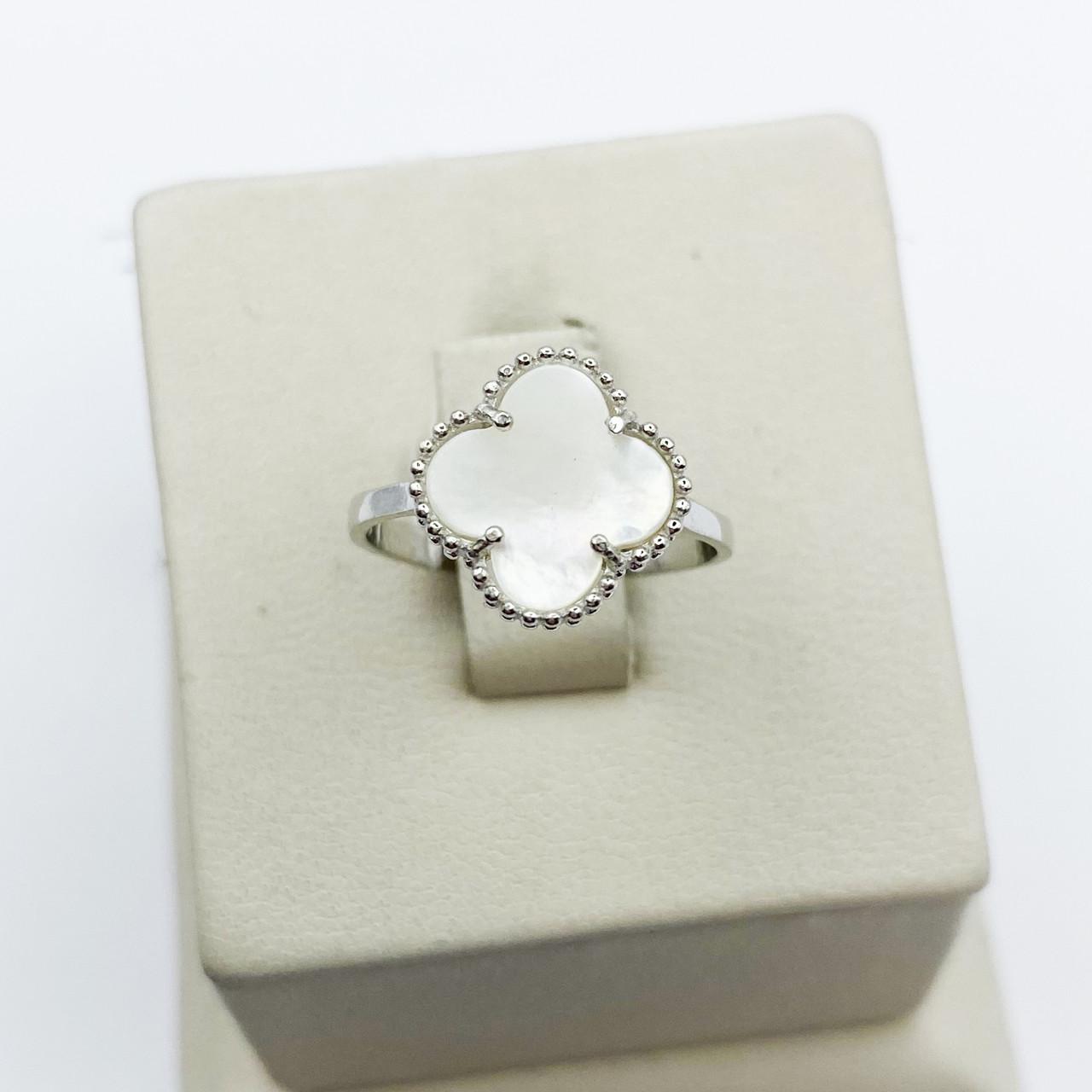 Кольцо серебряное Клевер с перламутром р. 18,5 1,63 г (1873989419)