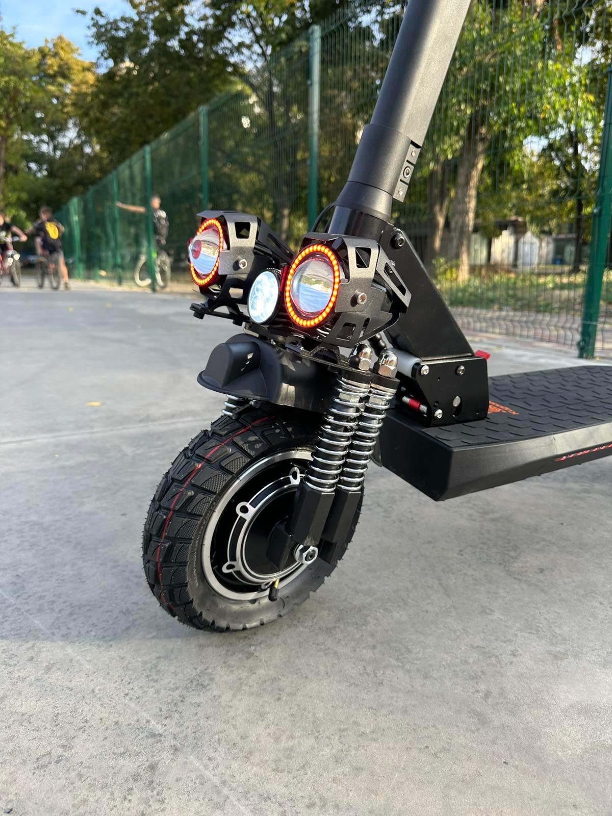 Электросамокат двухмоторный с сидением KugooKirin M4 Max+ Plus NFC key 2000W 23Ah - фото 4 Электросамокат двухмоторный с сидением KugooKirin M4 Max+ Plus NFC key 2000W 23Ah - фото 4