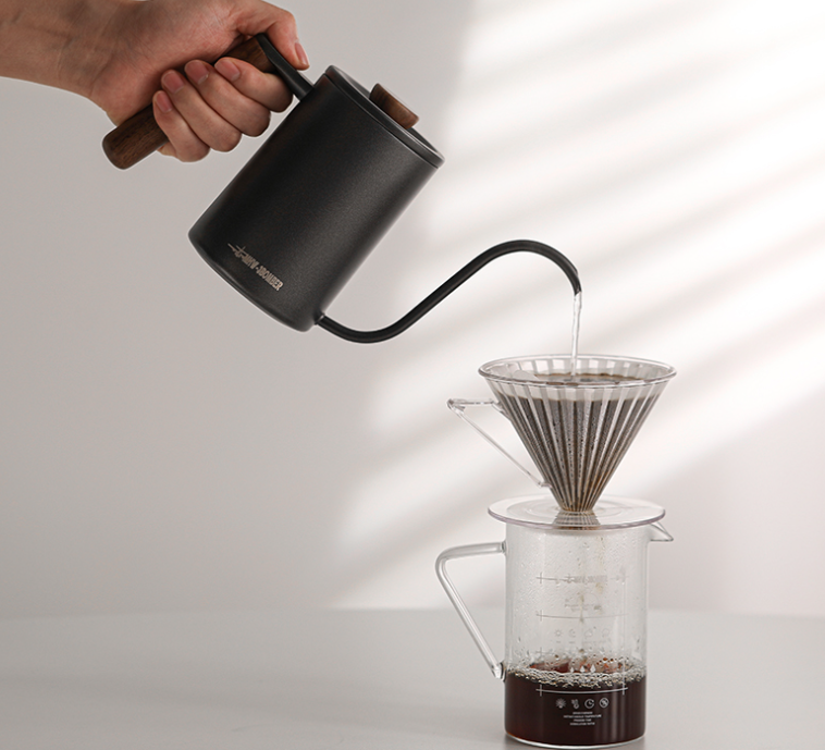 Чайник для кави MHW-3BOMBER Planet 600 мл Чорний (BK5996B) - фото 2 Чайник для кави MHW-3BOMBER Planet 600 мл Чорний (BK5996B) - фото 2