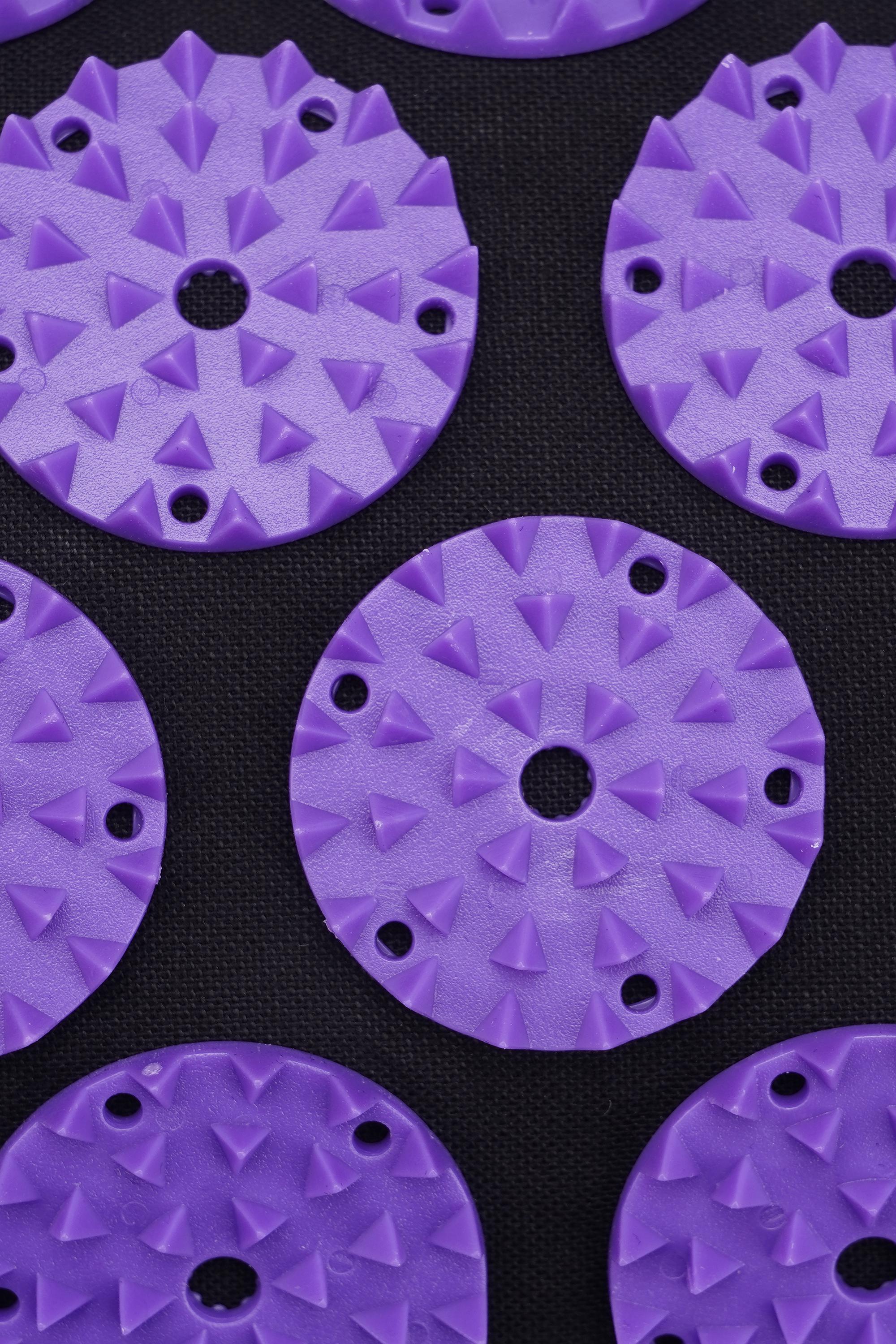 Килимок акупунктурний з валиком SportVida Аплікатор Кузнєцова 66x40 см Black/Violet (SV-HK0408) - фото 8