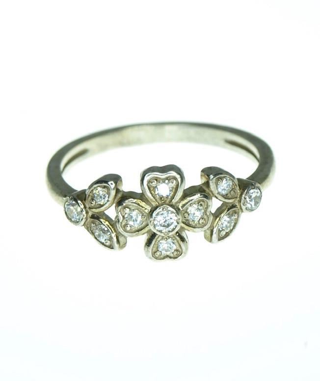 Кольцо из серебра с фианитом р. 17,5 (21 01750142)