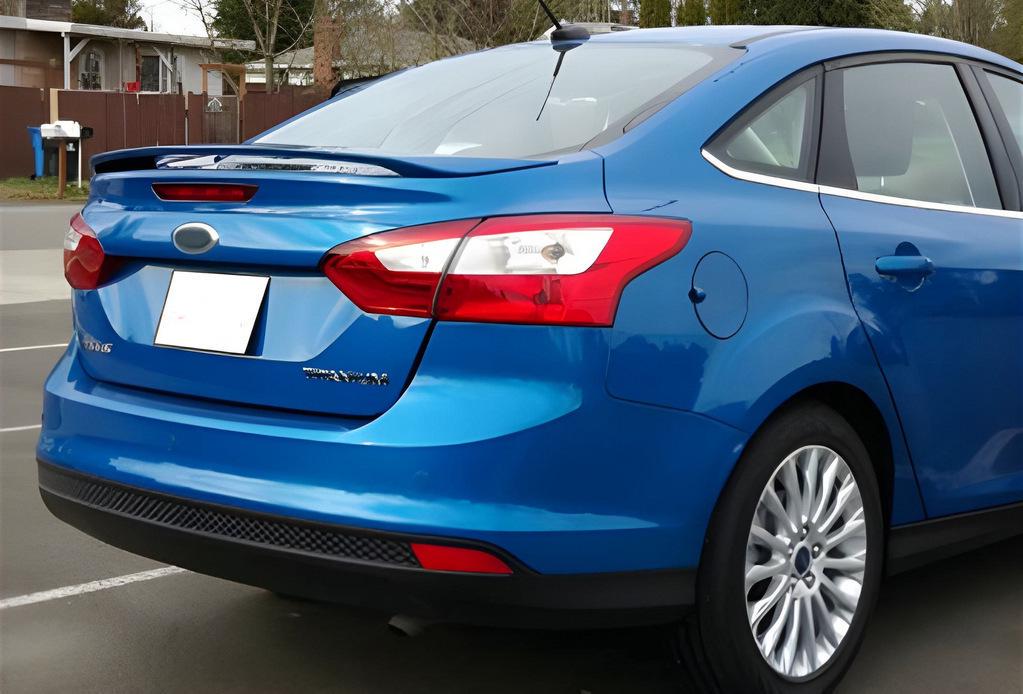 Спойлер DPT 2015-2017 глянецевый DPT для Ford Focus III 2011-2017 Черный (130873)