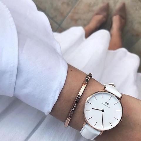 Наручний годинник Daniel Wellington кварцевий D 32 мм (11782307) - фото 2 Наручний годинник Daniel Wellington кварцевий D 32 мм (11782307) - фото 2