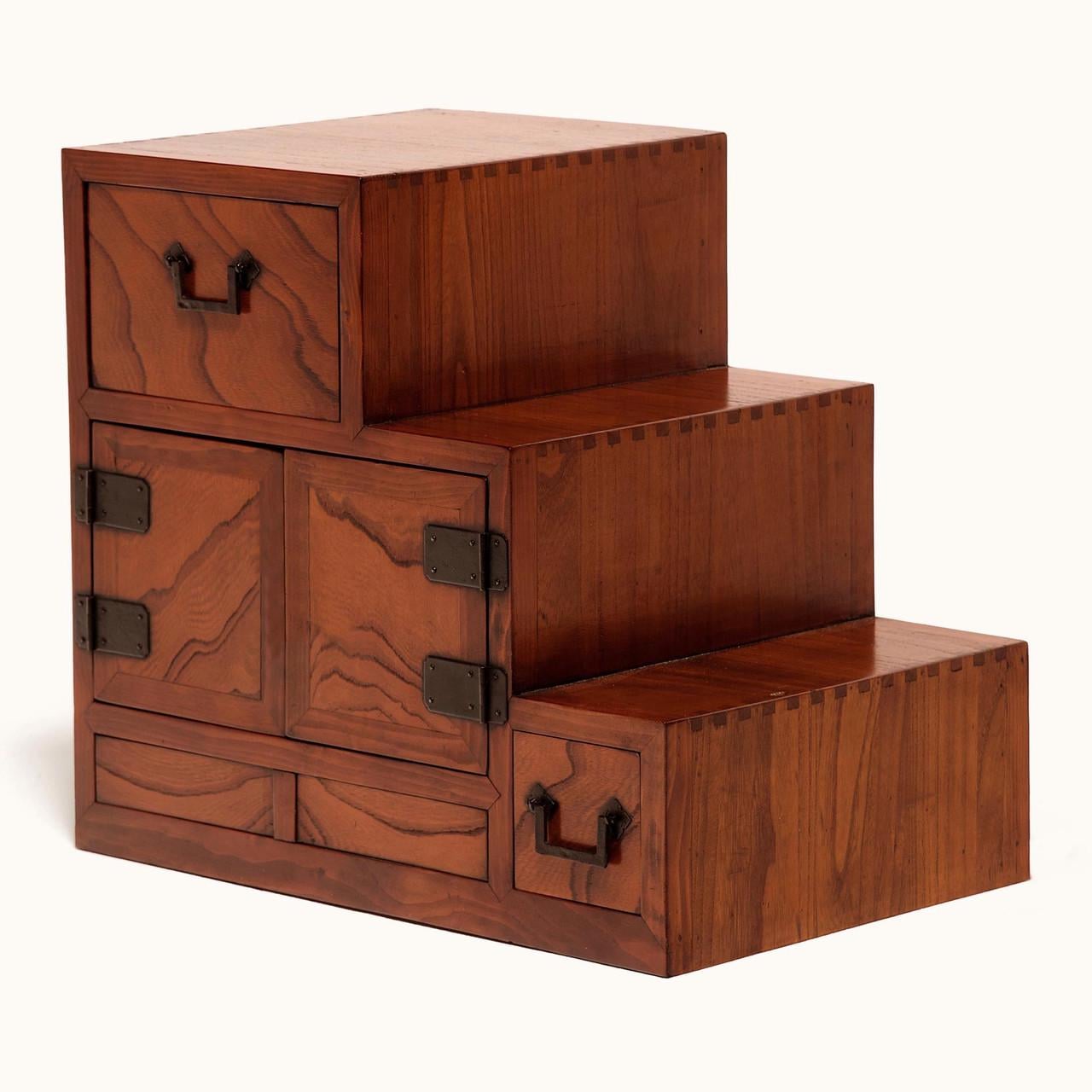 Комод тансу из дерева Раут Охра (КТУ-000704) Комод тансу из дерева Раут Охра (КТУ-000704)