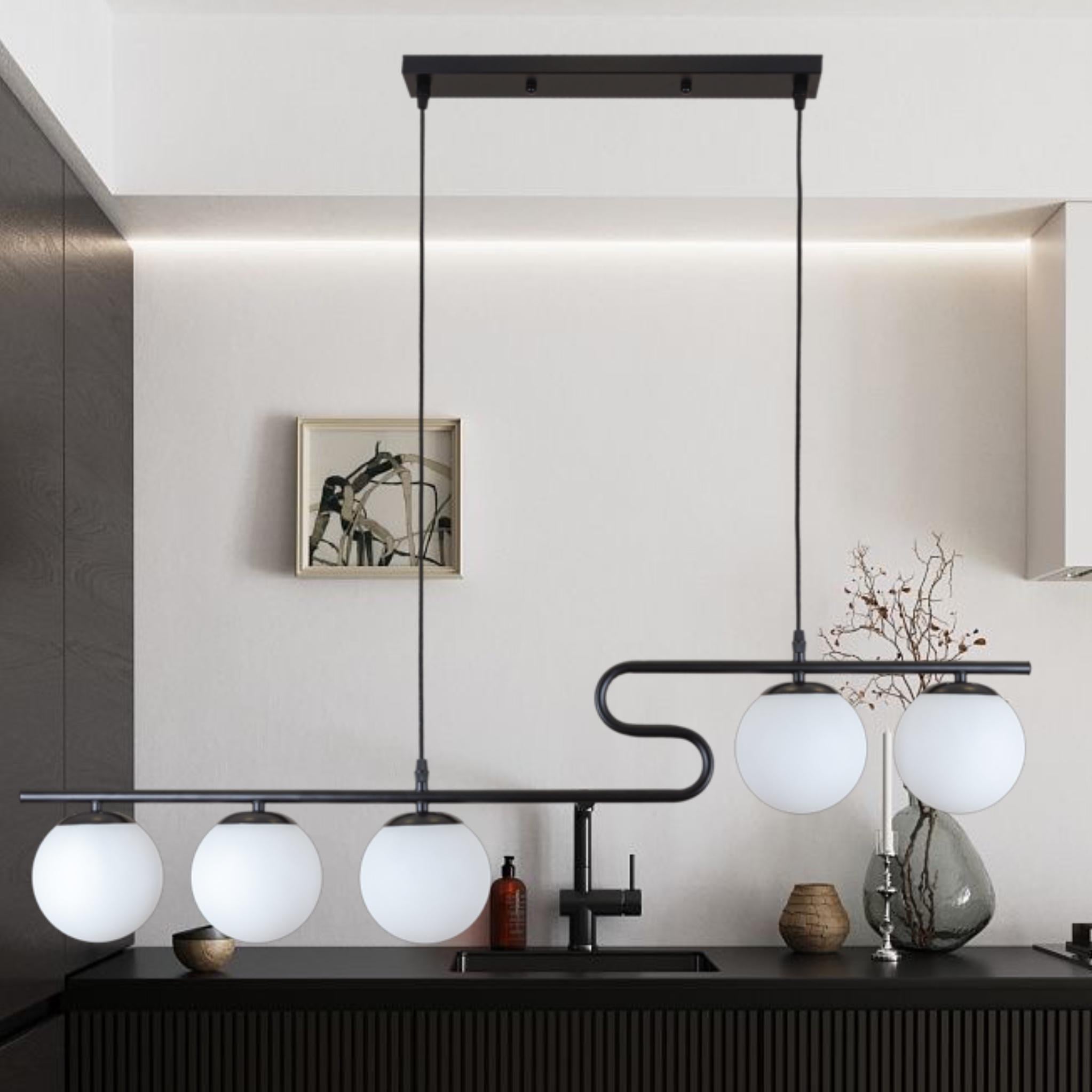 Люстра планка на 5 ламп 52-9814-5 Black/White (52-9814-5 BK+WH)