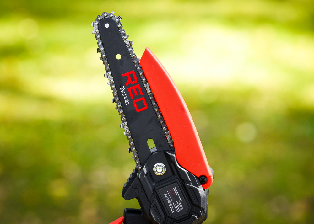 Пила аккумуляторная цепная мини Red Technic RTMPA0064 4"/6" 2 Ач 20 В - фото 21 Пила аккумуляторная цепная мини Red Technic RTMPA0064 4"/6" 2 Ач 20 В - фото 21