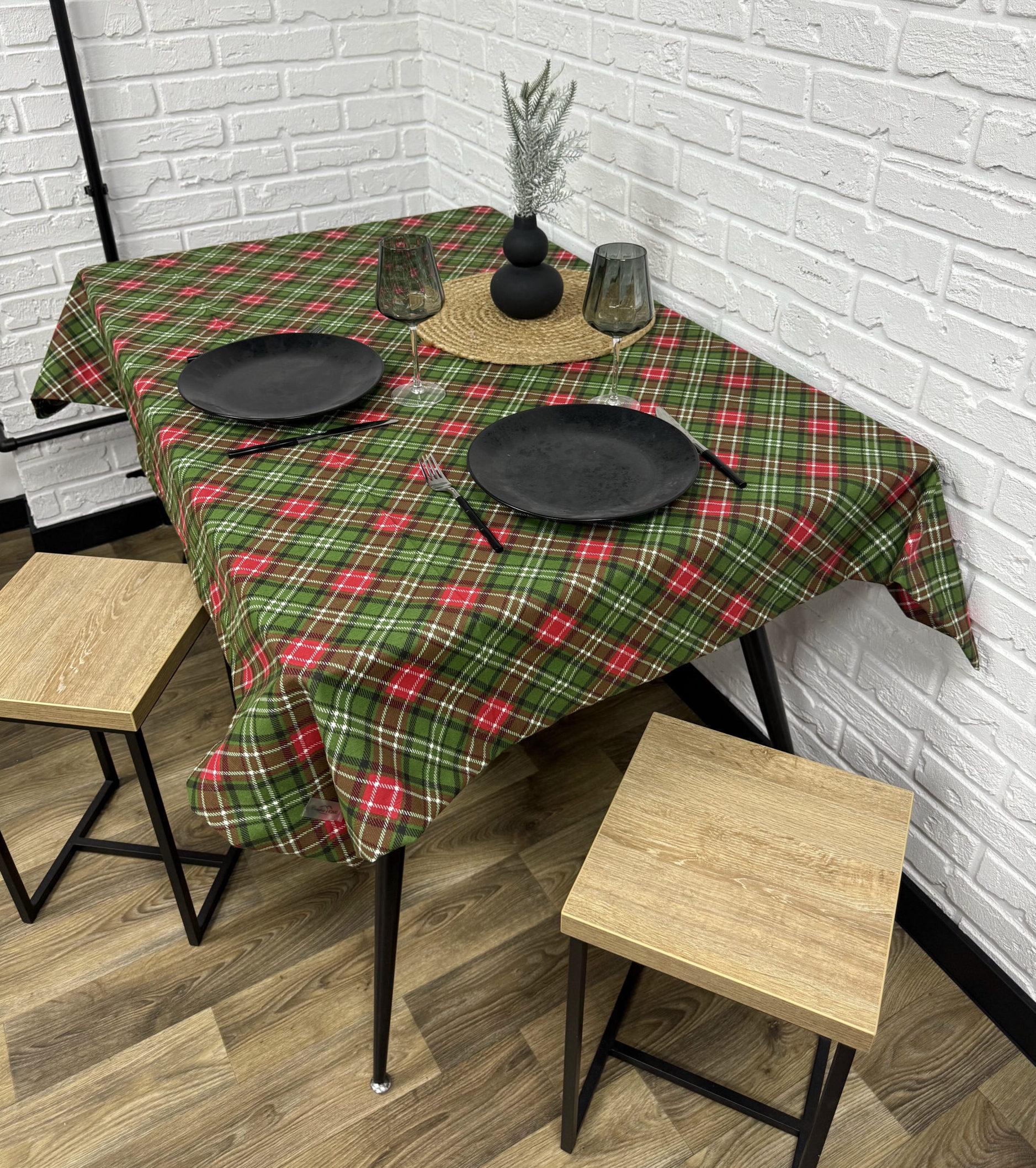 Скатерть новогодняя Comfort Home Buffalo cage водоотталкивающая с тефлоновым покрытием 140x180 см (5054328)