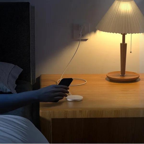 Зарядное устройство беспроводное Essager Qi Magnetic Charger ES-WC05 15W White - фото 8 Зарядное устройство беспроводное Essager Qi Magnetic Charger ES-WC05 15W White - фото 8