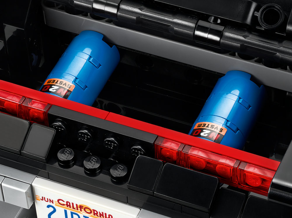 Конструктор Technic Dodge Charger Домініка Торетто 1077 деталей (42111-1) - фото 7 Конструктор Technic Dodge Charger Домініка Торетто 1077 деталей (42111-1) - фото 7