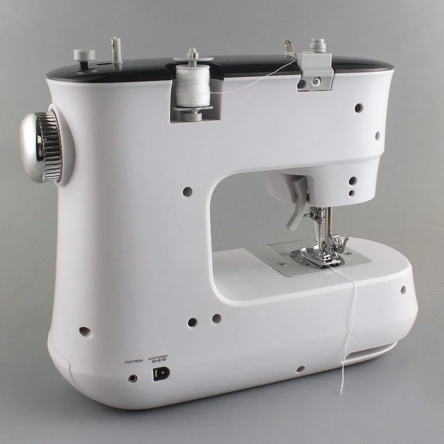 Швейна машинка електрична Sewing Machine 519-12 рядків 2 швидкості підсвічування Білий (01479) - фото 8