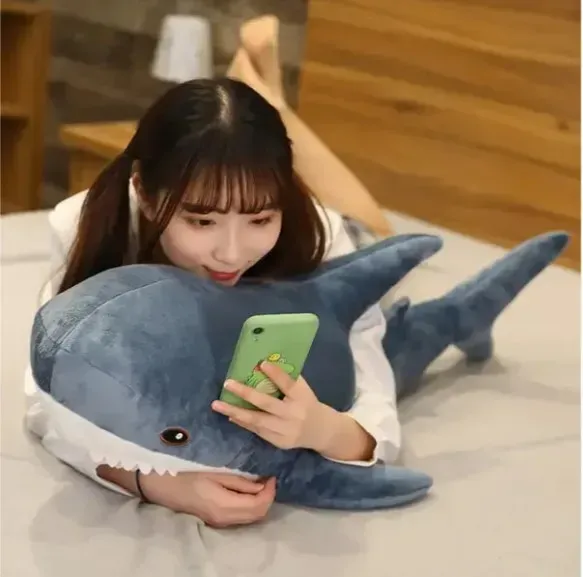 Іграшка м’яка дитяча Акула-обіймашка плюшева 140 см - фото 3 Іграшка м’яка дитяча Акула-обіймашка плюшева 140 см - фото 3