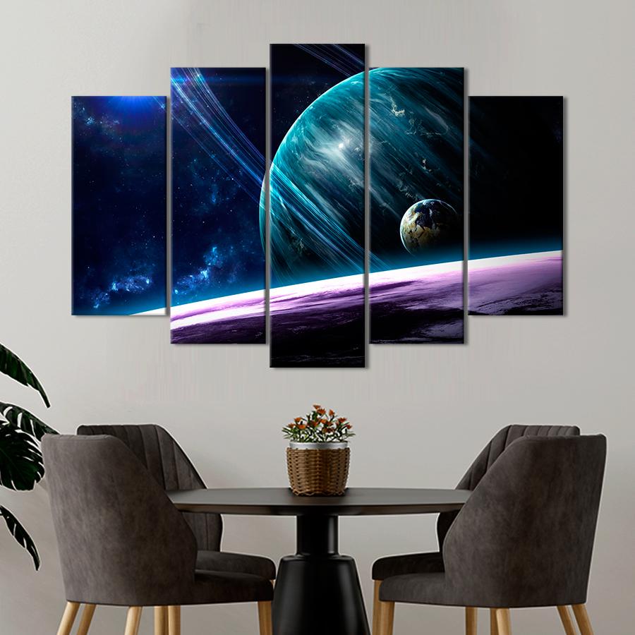 Картина на холсте Космические планеты и яркая далекая звезда 137x85 см (V208-5_L) Картина на холсте Космические планеты и яркая далекая звезда 137x85 см (V208-5_L)