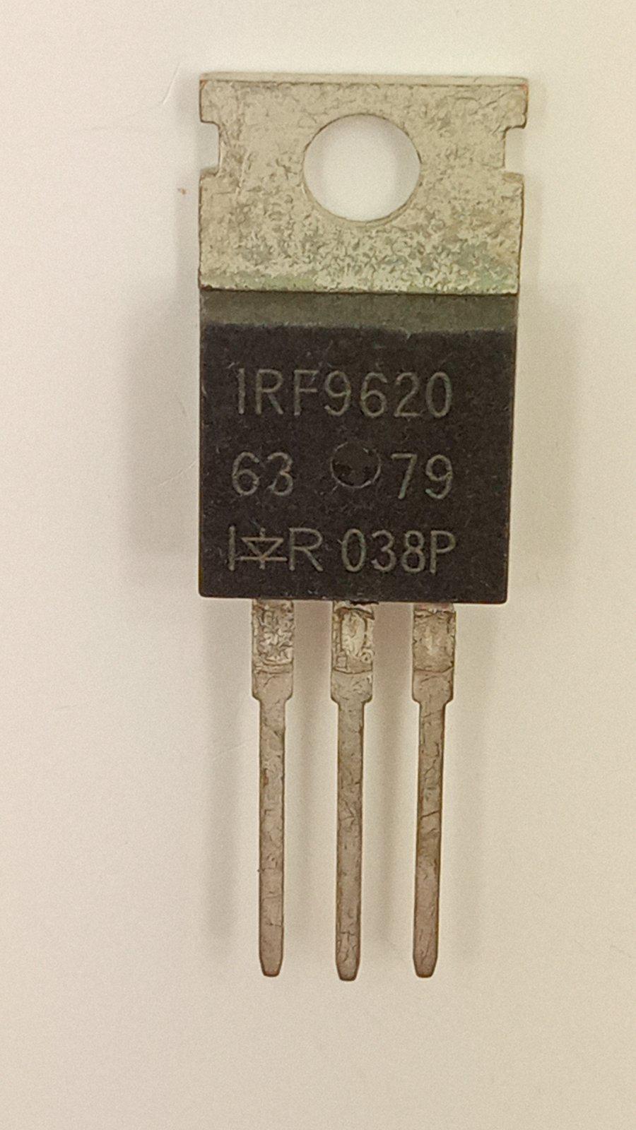 Транзистор IRF9620 (09196)
