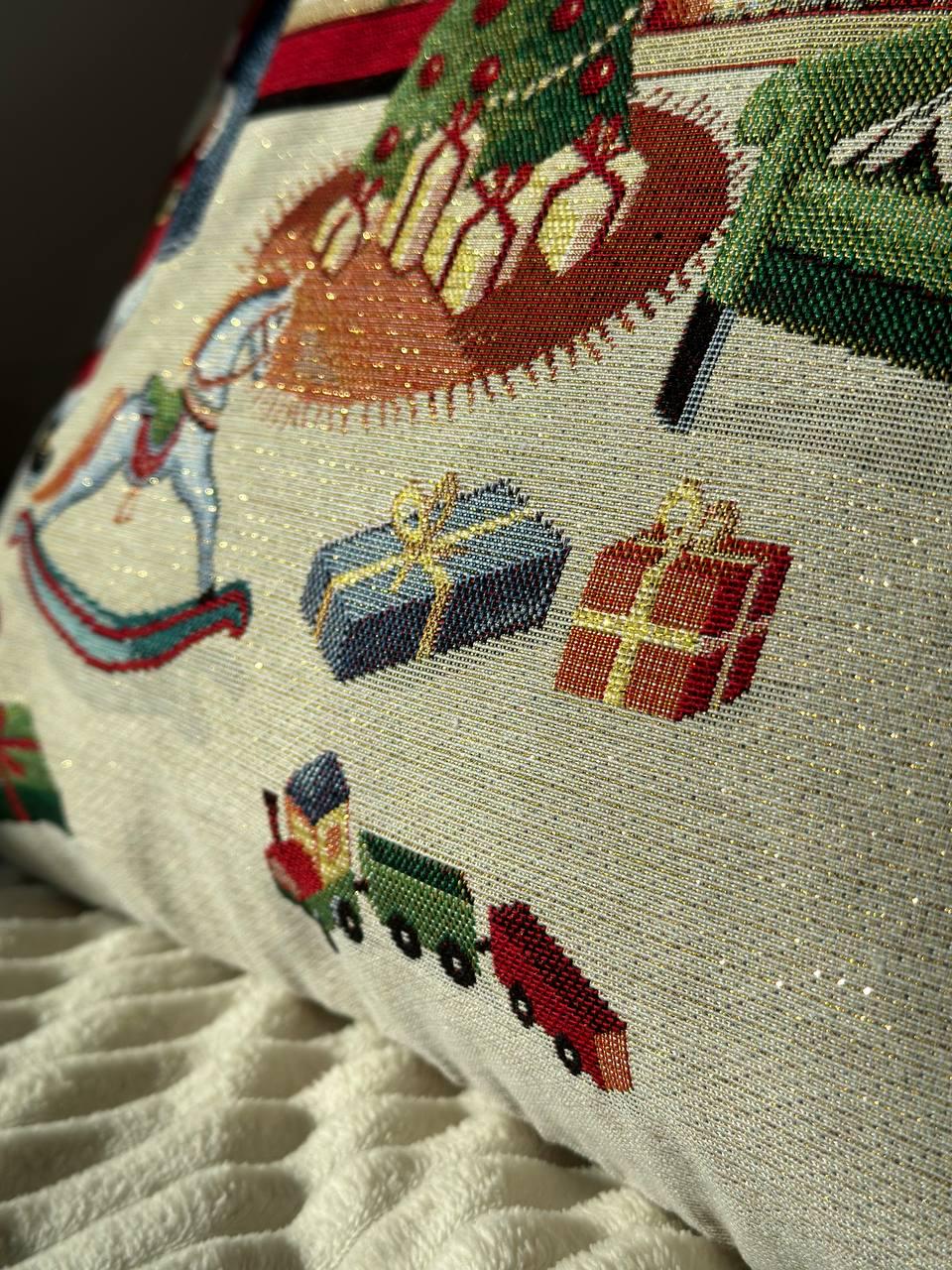 Наволочка новогодняя гобеленовая без наполнения 45х45 см (HOGAR-PC) - фото 5 Наволочка новогодняя гобеленовая без наполнения 45х45 см (HOGAR-PC) - фото 5