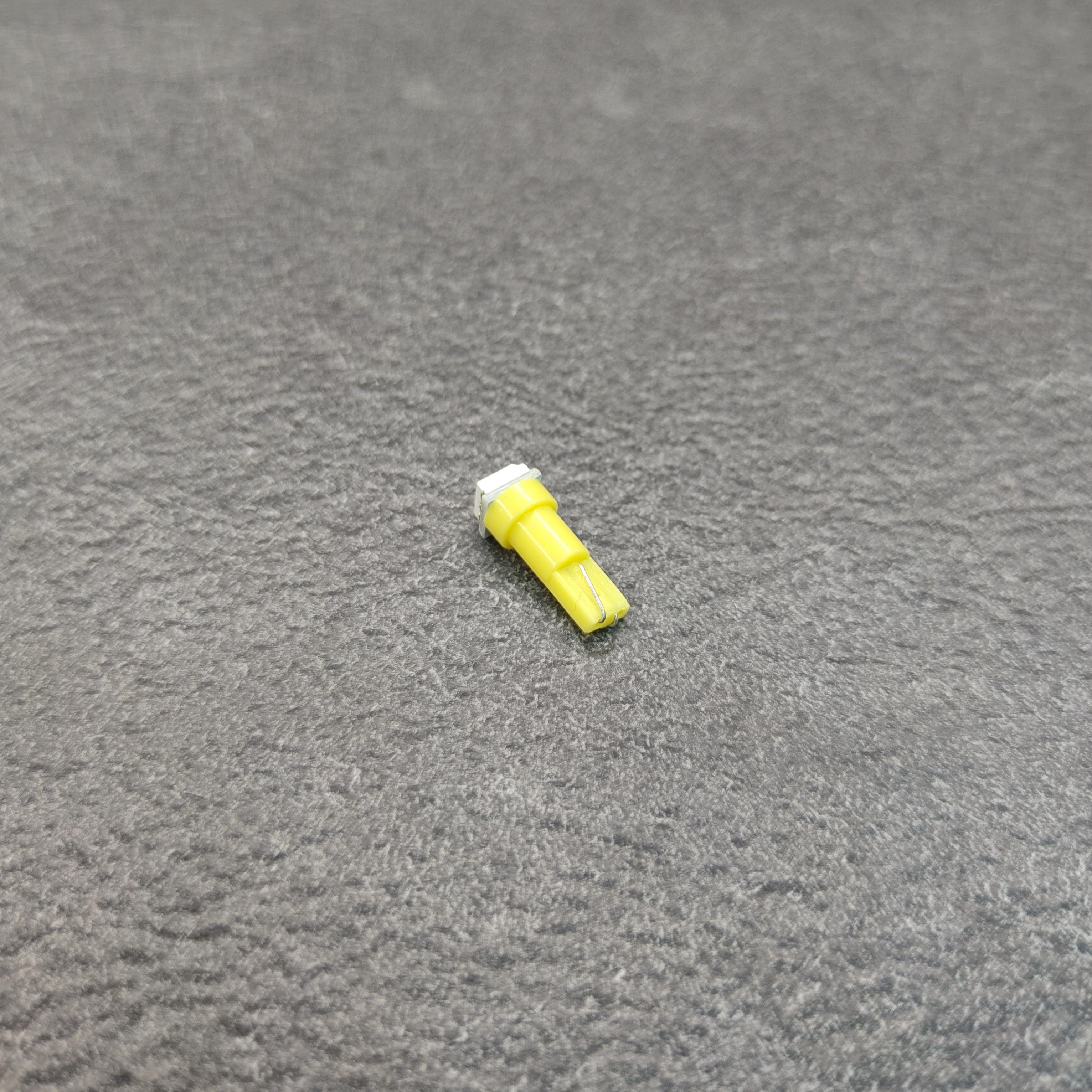 Автолампа T5 W1,2W 1SMD 5050 LED Желтый (516STORE3) - фото 2 Автолампа T5 W1,2W 1SMD 5050 LED Желтый (516STORE3) - фото 2