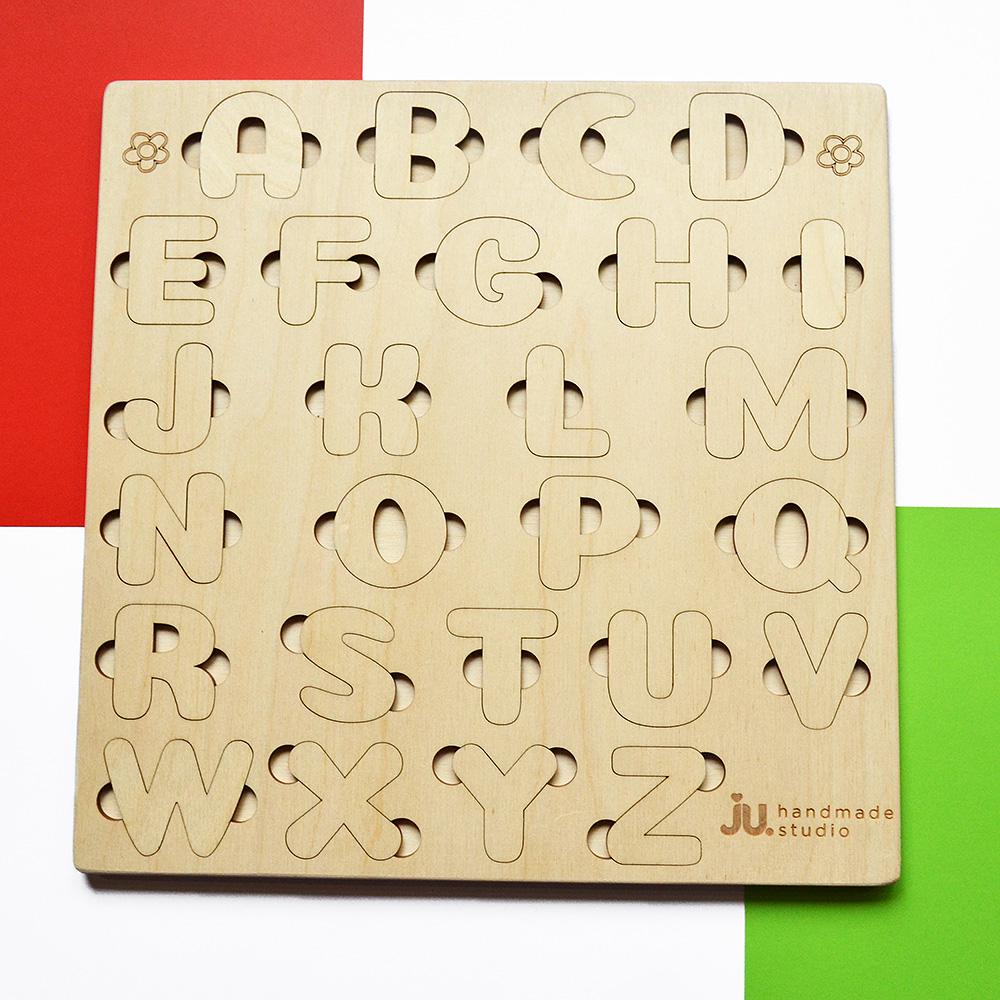 Деревянный Алфавит пазл анг. 30х30 см