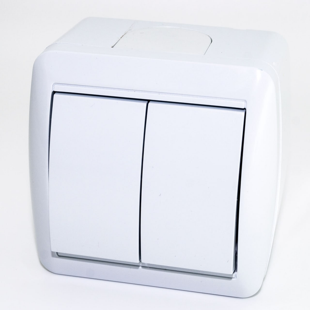 Вимикач Quantum QM-ВМНБ-00020 накладний двоклавішний Білий (2628) Вимикач Quantum QM-ВМНБ-00020 накладний двоклавішний Білий (2628)