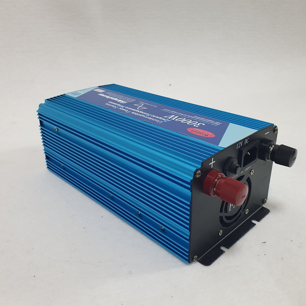 Автомобільний інвертор Power Inverter Wimpex WX-3100 з зарядкою акумулятора чиста синусоїда з 12-220 В 3000W - фото 10 Автомобільний інвертор Power Inverter Wimpex WX-3100 з зарядкою акумулятора чиста синусоїда з 12-220 В 3000W - фото 10