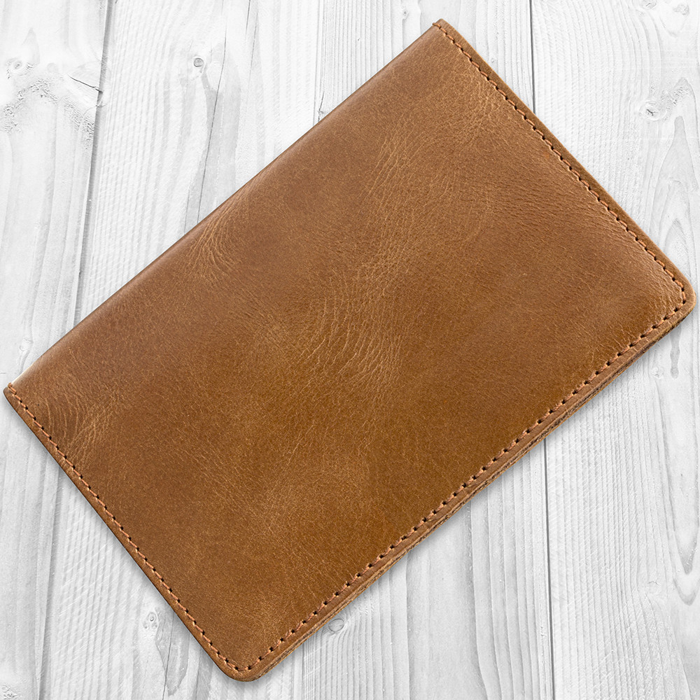 Тревел-кейс кожаный для документов с вложением ПВХ Янтарный (AD-01-C18-1148-000) Тревел-кейс кожаный для документов с вложением ПВХ Янтарный (AD-01-C18-1148-000)