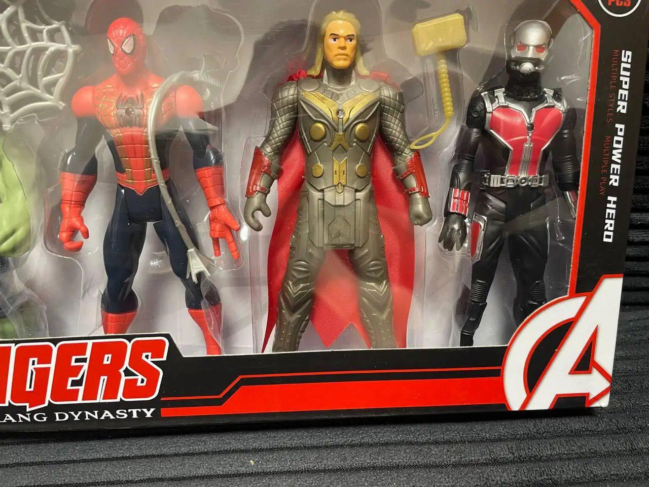 MARVEL アベンジャーズ ᐉ Набор фигурок Marvel Железный человек/Капитан Америка/Халк