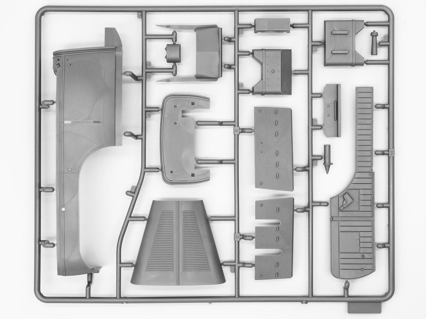 Сборная модель ICM Typ G4 Автомобиль немецкого руководства производства 1935 г (24011) - фото 6