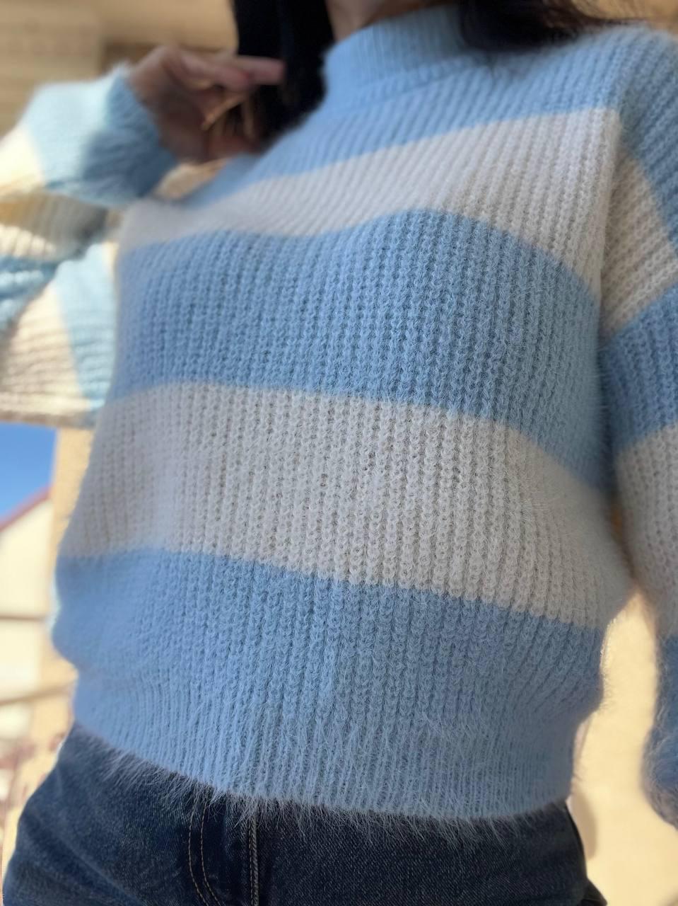 Светр жіночий A-N 2157 широка смуга короткий пухнастий ангора р. 42-46 Блакитний (3056) - фото 6