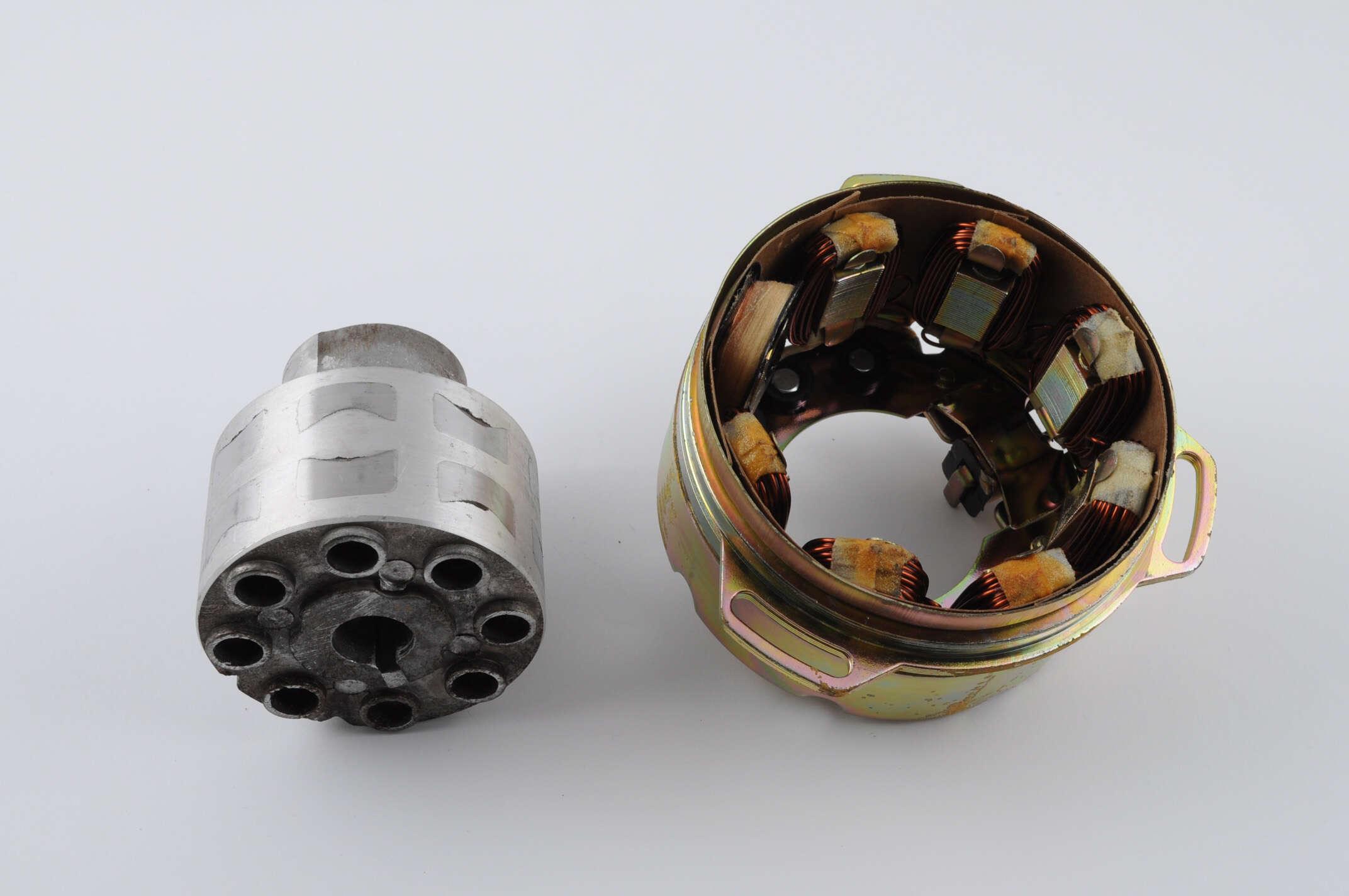 Генератор SPARK для МИНСК 7V 45W (G-98)