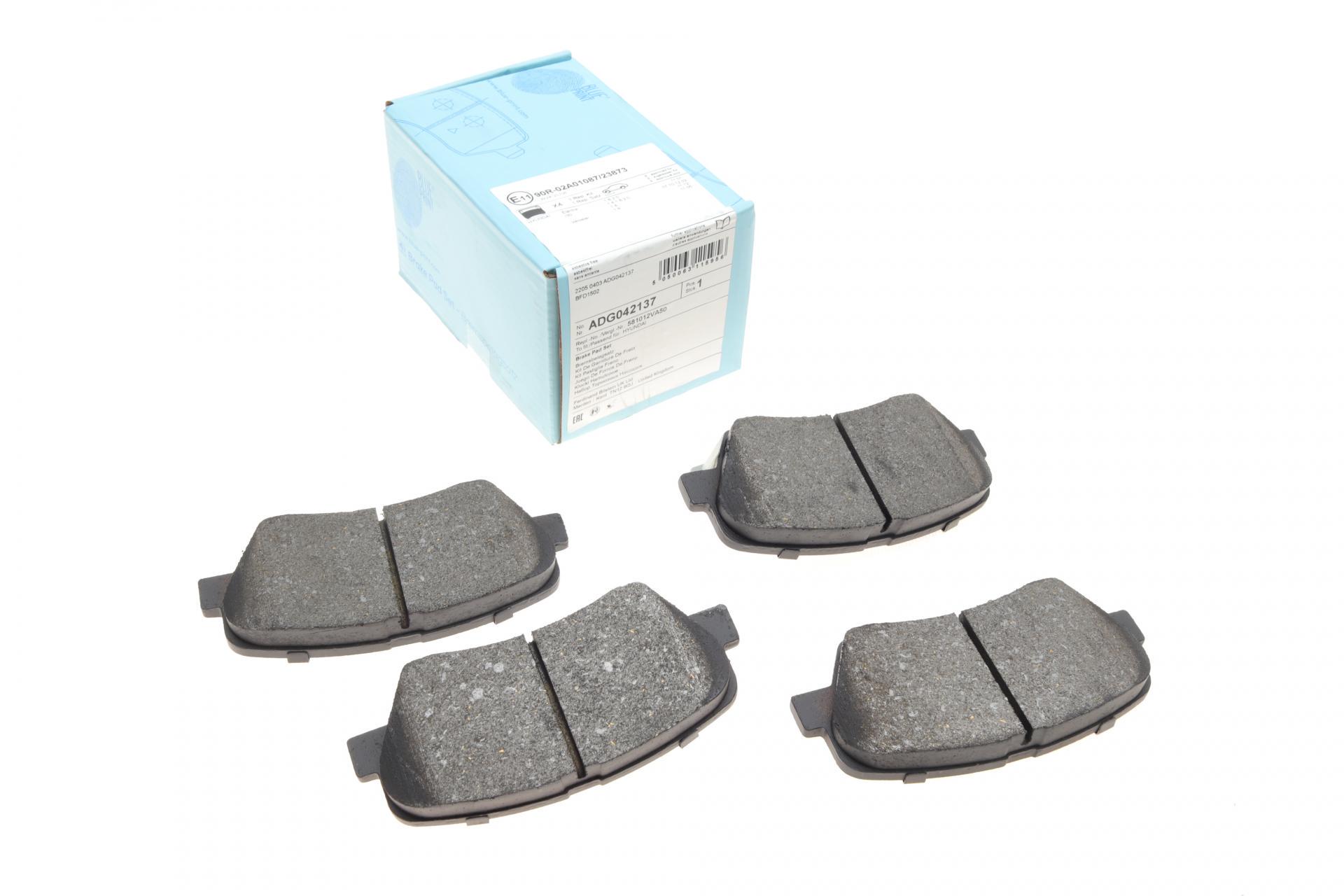 Колодки тормозные передние BLUE PRINT Hyundai Elantra 10-/ i30 11-/ Kia Ceed 12- (ADG042137 BLUE PRINT)