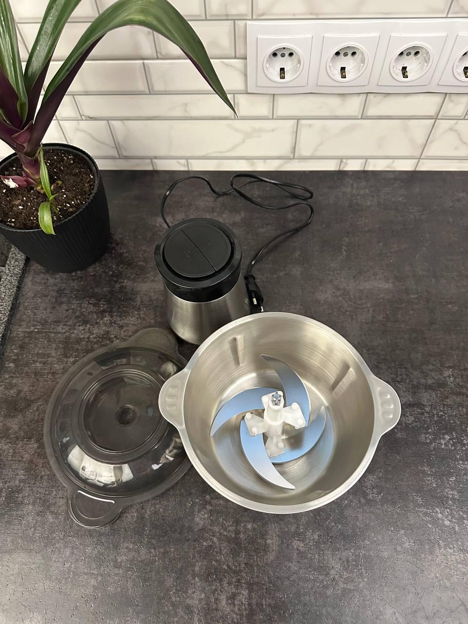 Блендер з металевою чашею 1200 Вт 2 л Чорний - фото 3 Блендер з металевою чашею 1200 Вт 2 л Чорний - фото 3