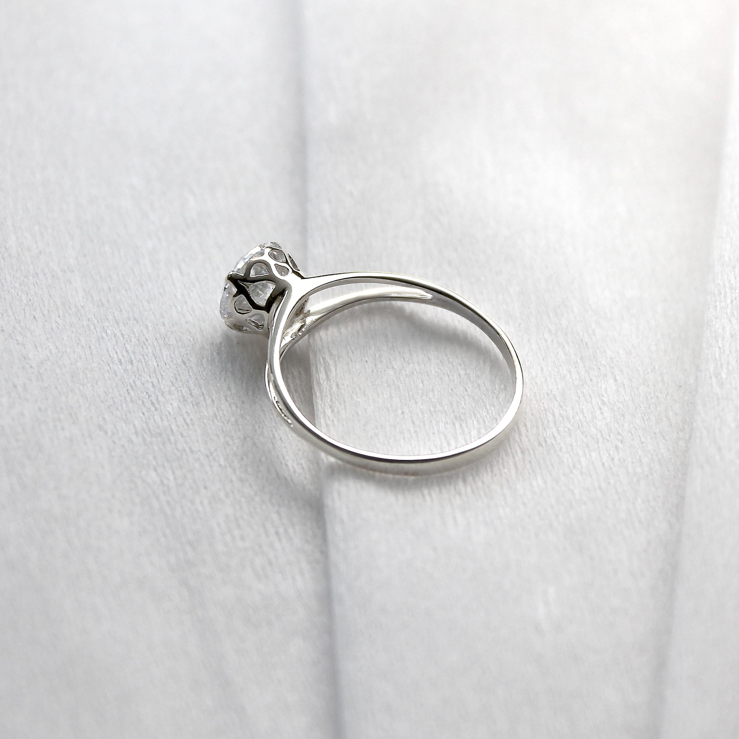 Серебряное кольцо Diva Королева размер 18,5 (140к185)