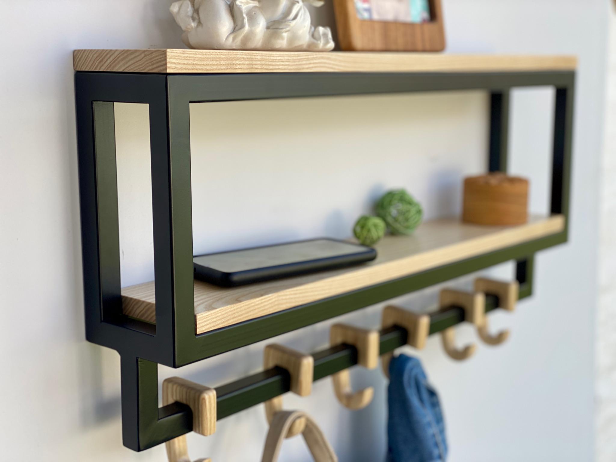 Полка-вешалка из дерева и металла в прихожую с 6 деревянными крючками 60х28,5х10 см (ML-15.3) - фото 4 Полка-вешалка из дерева и металла в прихожую с 6 деревянными крючками 60х28,5х10 см (ML-15.3) - фото 4