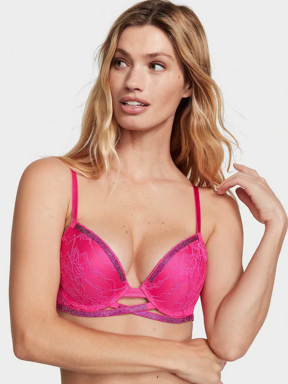 Бюстгальтер з пуш ап та стразами Victoria's Secret Shine Lace Cradle Push-Up Bra 85B Рожевий (21818771)