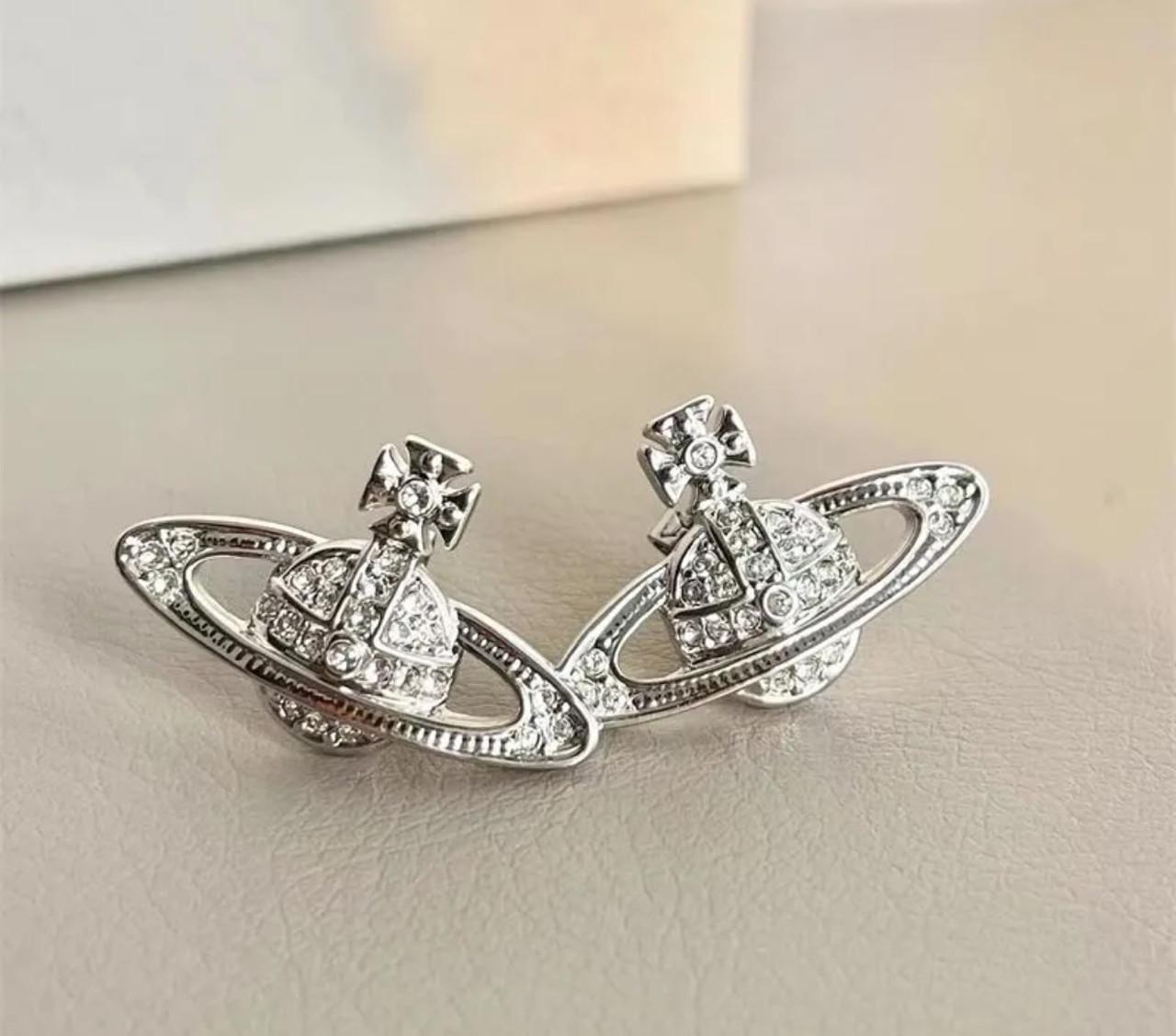 Серьги женские Vivienne Westwood Белый