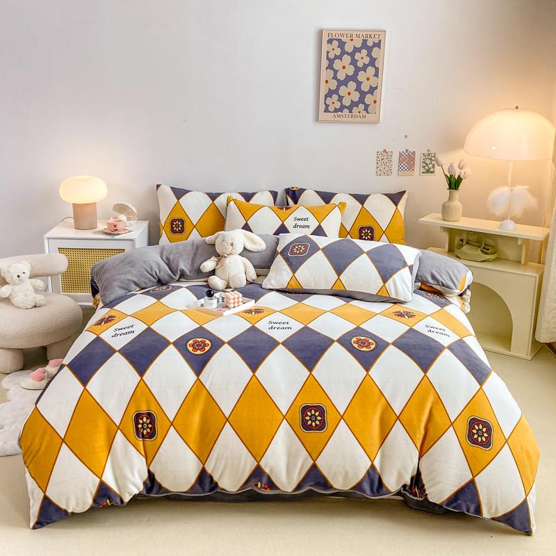 Комплект постельного белья HomyTex 23007 велюр полуторное (HT-40826)